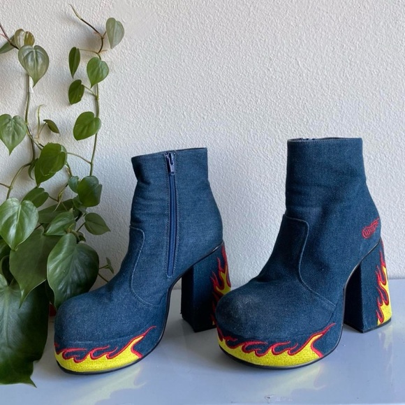 ❌SOLD❌UNIF Stax Denim Flame Platform Boots - Picture 4 of 7